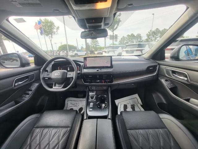 2025 Nissan Rogue Platinum FWD
