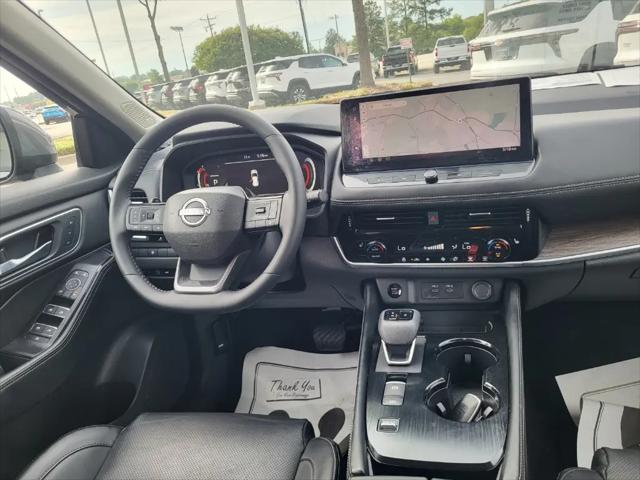 2025 Nissan Rogue Platinum FWD