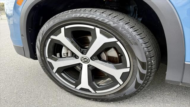 2025 Volkswagen Tiguan 2.0T SE