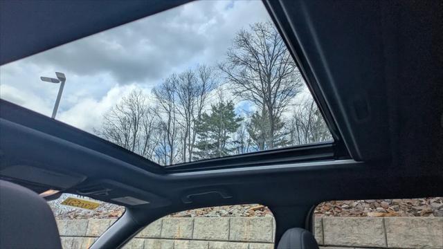 2025 Subaru Forester Premium Hybrid