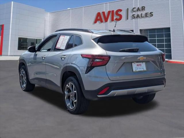 2025 Chevrolet Trax FWD LT