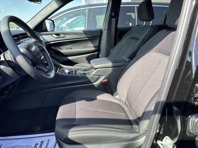 2026 Jeep Grand Cherokee L Laredo 4x4
