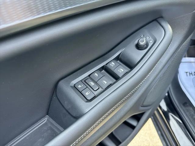 2026 Jeep Grand Cherokee L Laredo 4x4
