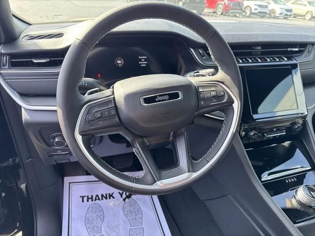 2026 Jeep Grand Cherokee L Laredo 4x4