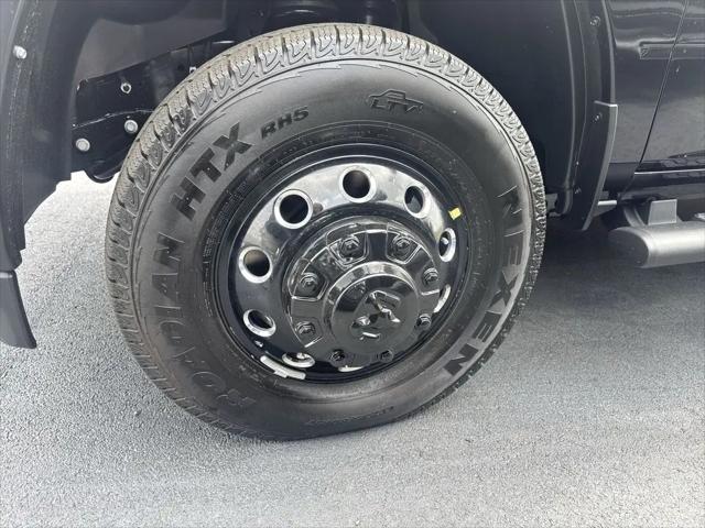 2026 Ram 3500 Tradesman Crew Cab 4x4 8' Box