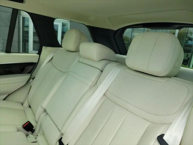 2026 Land Rover Range Rover P400 SE