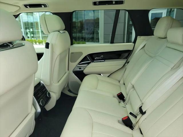 2026 Land Rover Range Rover P400 SE