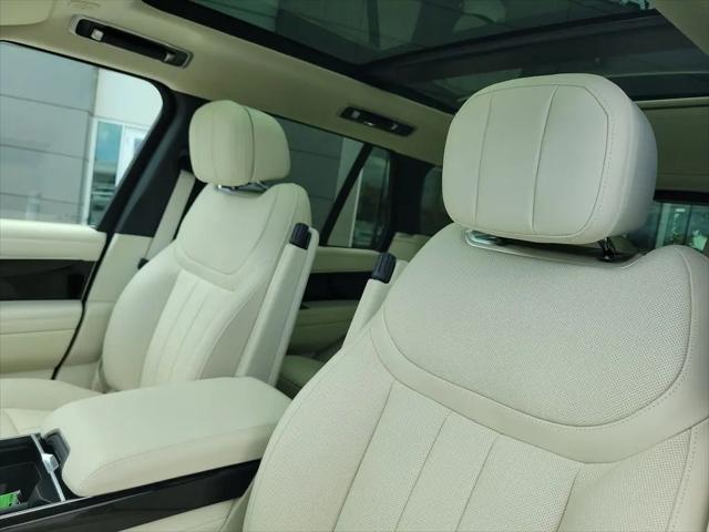 2026 Land Rover Range Rover P400 SE