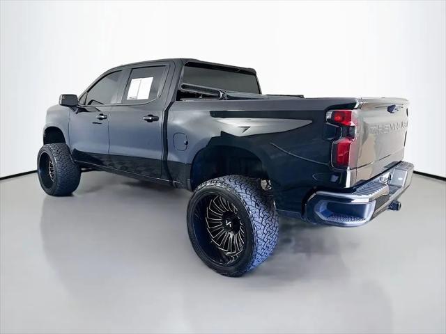 2022 Chevrolet Silverado 1500 4WD Crew Cab Short Bed RST