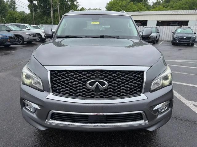 2017 INFINITI QX80 Standard