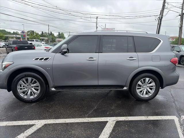 2017 INFINITI QX80 Standard