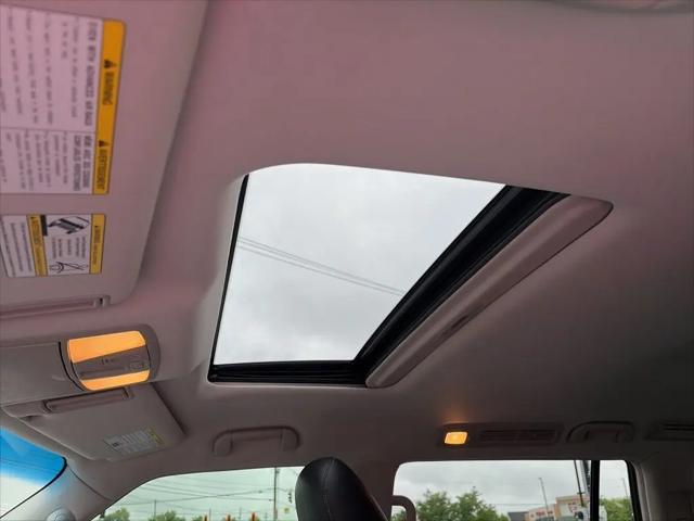2017 INFINITI QX80 Standard