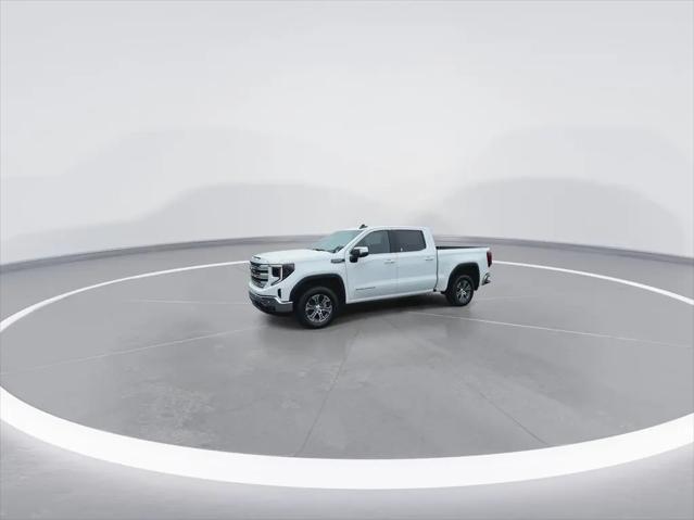 2026 GMC Sierra 1500 Crew Cab, Short Bed, SLE, 4WD