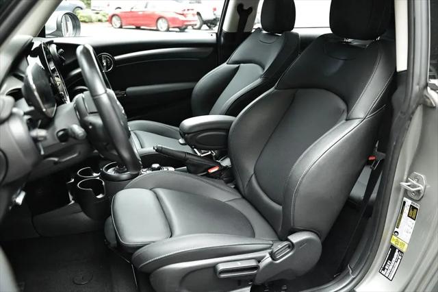 2024 MINI Hardtop Cooper