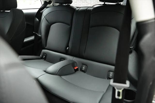 2024 MINI Hardtop Cooper