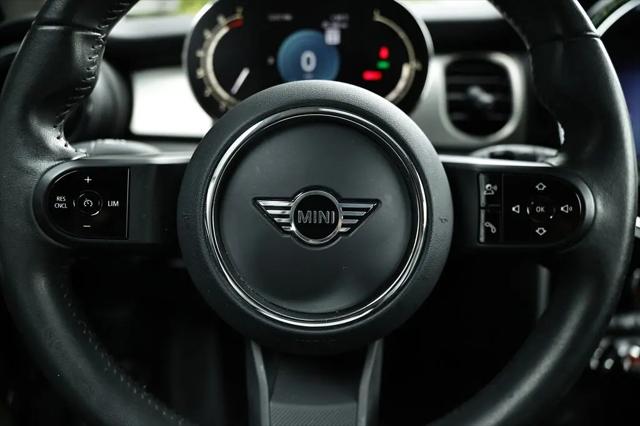 2024 MINI Hardtop Cooper