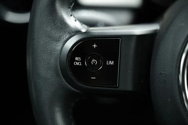 2024 MINI Hardtop Cooper