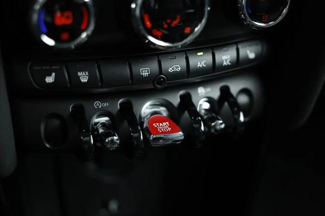 2024 MINI Hardtop Cooper