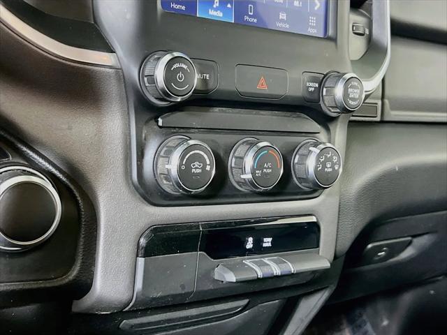 2022 Ram 1500 Big Horn Quad Cab 4x4 6'4" Box