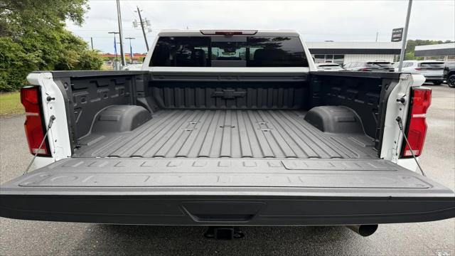 2025 Chevrolet Silverado 2500HD 4WD Crew Cab Standard Bed LTZ