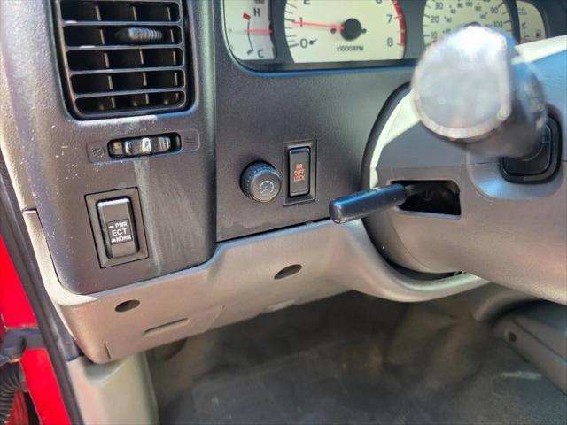 2004 Toyota Tacoma Base V6