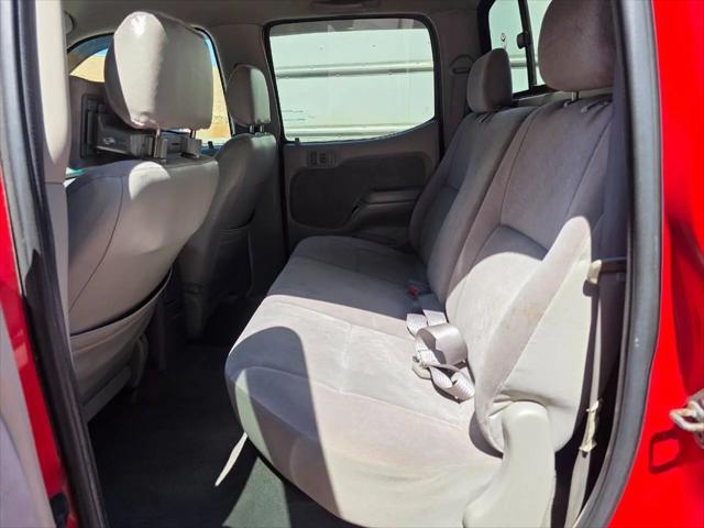 2004 Toyota Tacoma Base V6