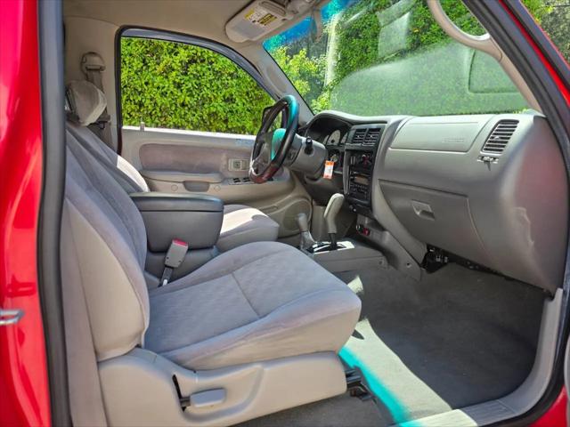 2004 Toyota Tacoma Base V6
