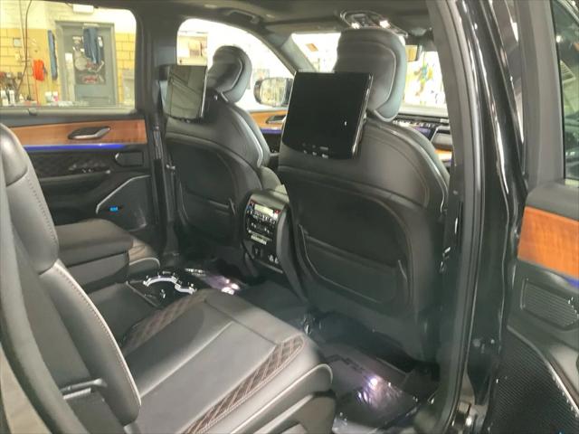 2023 Jeep Grand Cherokee L Summit Reserve 4x4