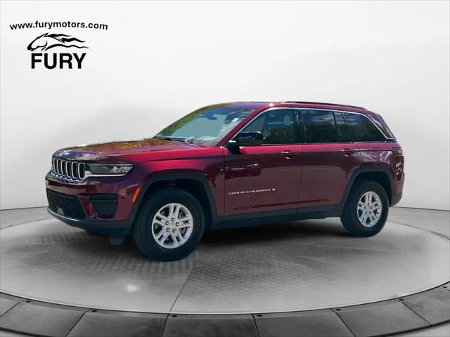 2025 Jeep Grand Cherokee Laredo 4x4