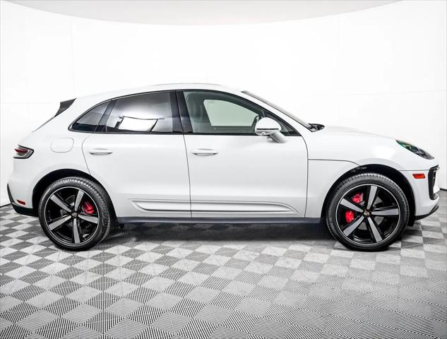 2025 Porsche Macan S