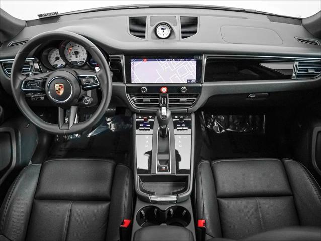 2025 Porsche Macan S