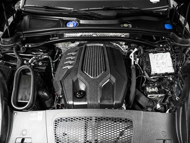 2025 Porsche Macan Macan