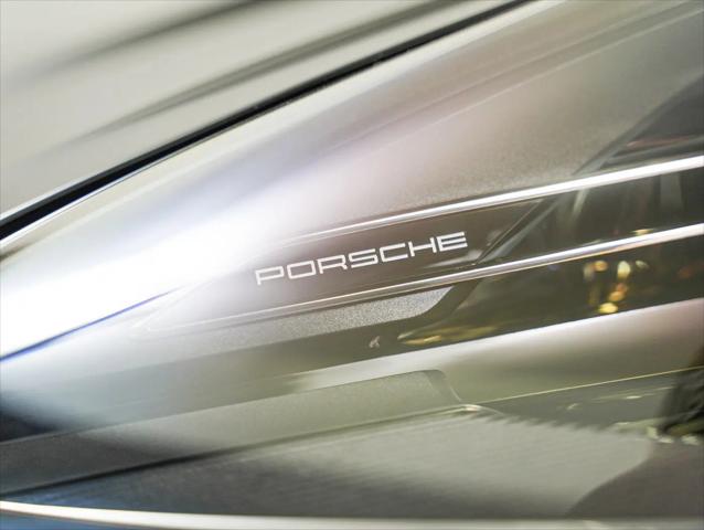 2025 Porsche Macan Macan