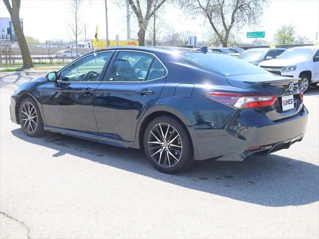 2021 Toyota Camry SE