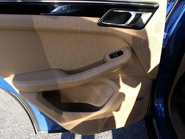2016 Porsche Macan S