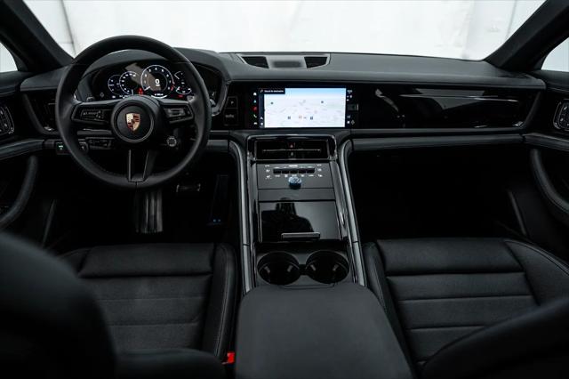 2026 Porsche Panamera 4