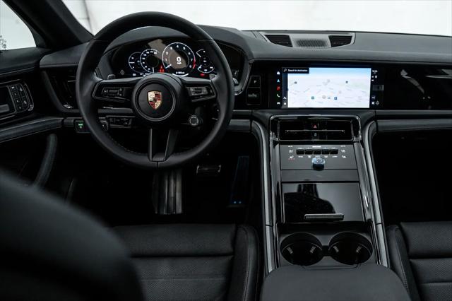2026 Porsche Panamera 4