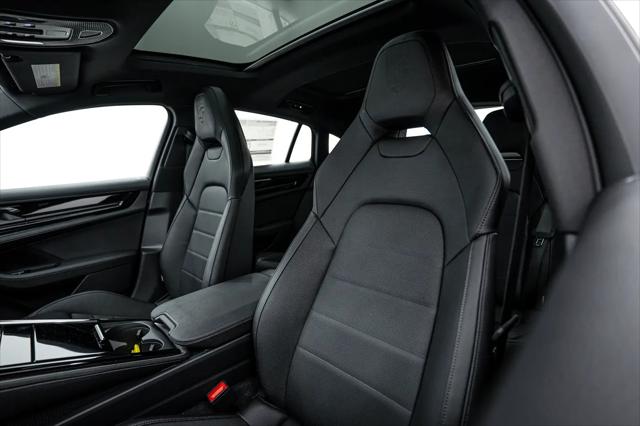 2026 Porsche Panamera 4