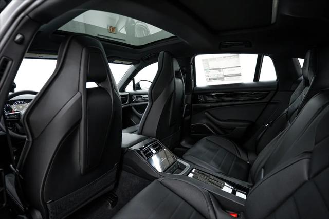 2026 Porsche Panamera 4