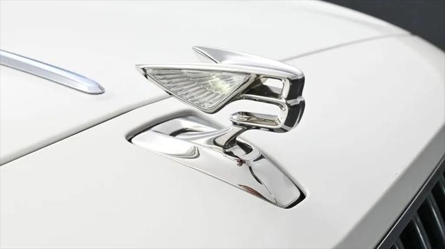 2023 Bentley Flying Spur V8