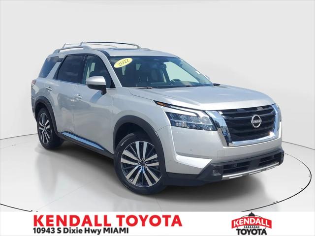 2022 Nissan Pathfinder Platinum 2WD for sale in Miami, FL