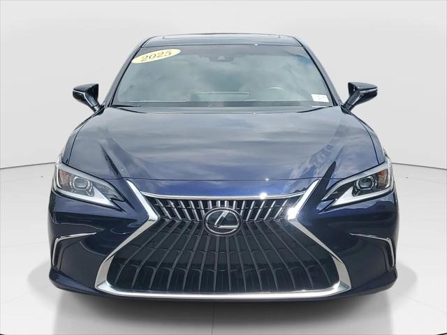 2025 Lexus ES 300h ES 300h