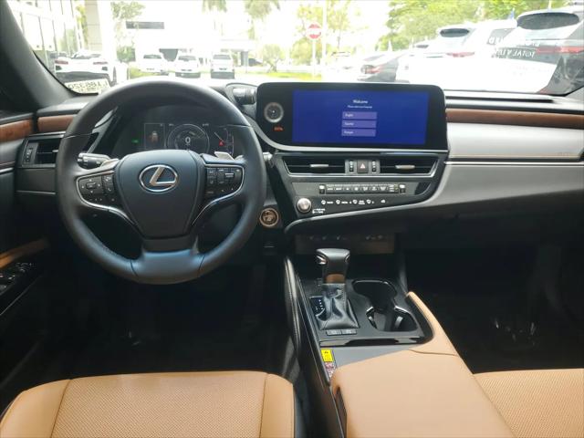 2025 Lexus ES 300h ES 300h