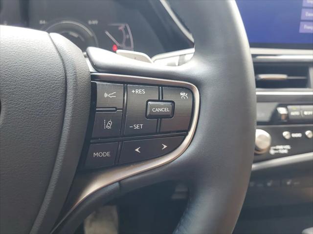 2025 Lexus ES 300h ES 300h