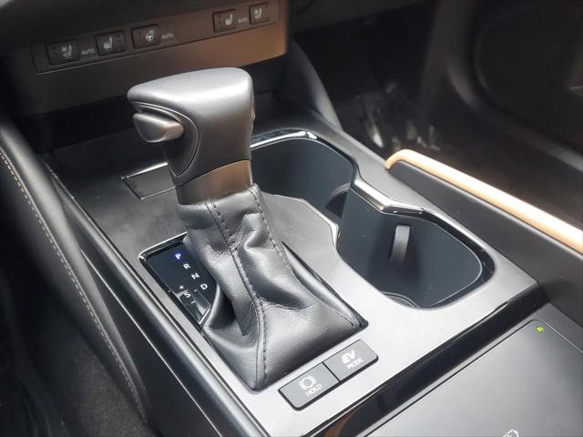 2025 Lexus ES 300h ES 300h