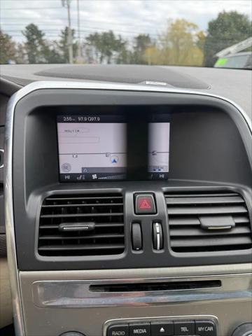 2012 Volvo XC60 T6 Platinum