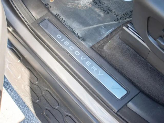 2025 Land Rover Discovery P360 Dynamic SE
