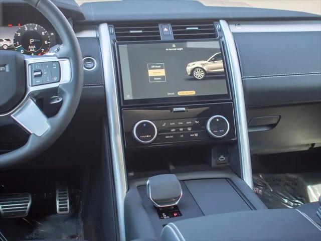 2025 Land Rover Discovery P360 Dynamic SE