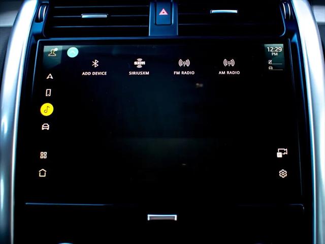 2025 Land Rover Discovery P360 Dynamic SE