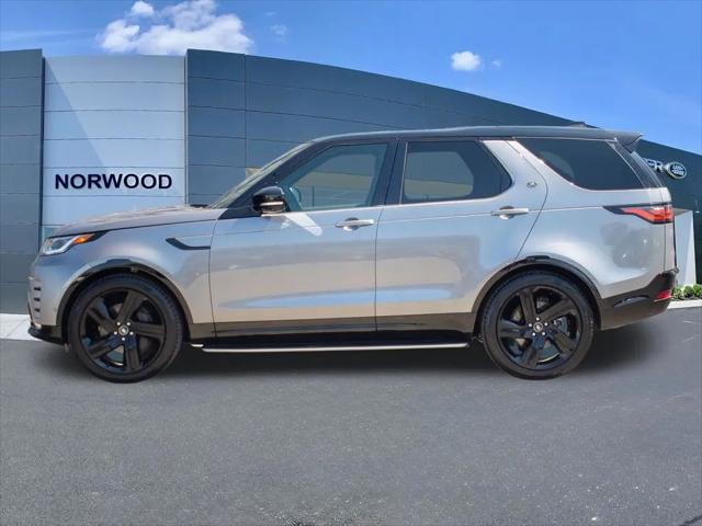2025 Land Rover Discovery P360 Dynamic SE